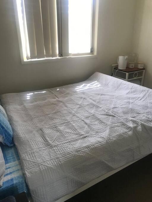 Room With Separate Bath In Shared Homestay Ред-Клифф Экстерьер фото