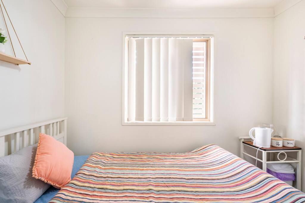 Room With Separate Bath In Shared Homestay Ред-Клифф Экстерьер фото